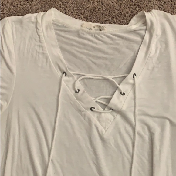 White tee! - Picture 2 of 2